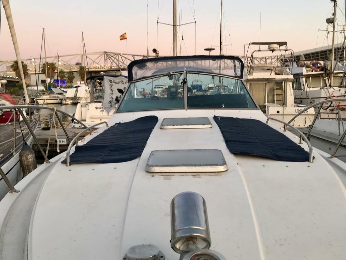 Yacht Experience Barcelona Hotel Sant Adria de Besos Ngoại thất bức ảnh