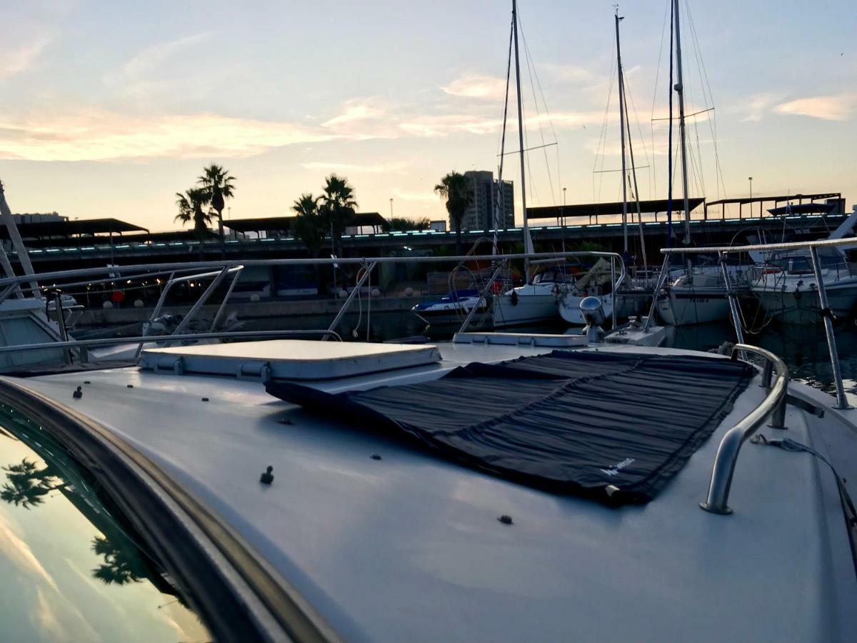 Yacht Experience Barcelona Hotel Sant Adria de Besos Ngoại thất bức ảnh