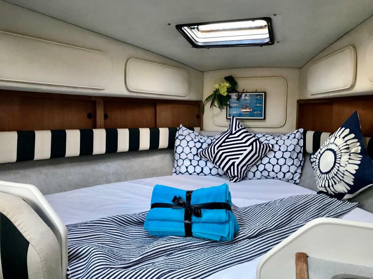 Yacht Experience Barcelona Hotel Sant Adria de Besos Ngoại thất bức ảnh